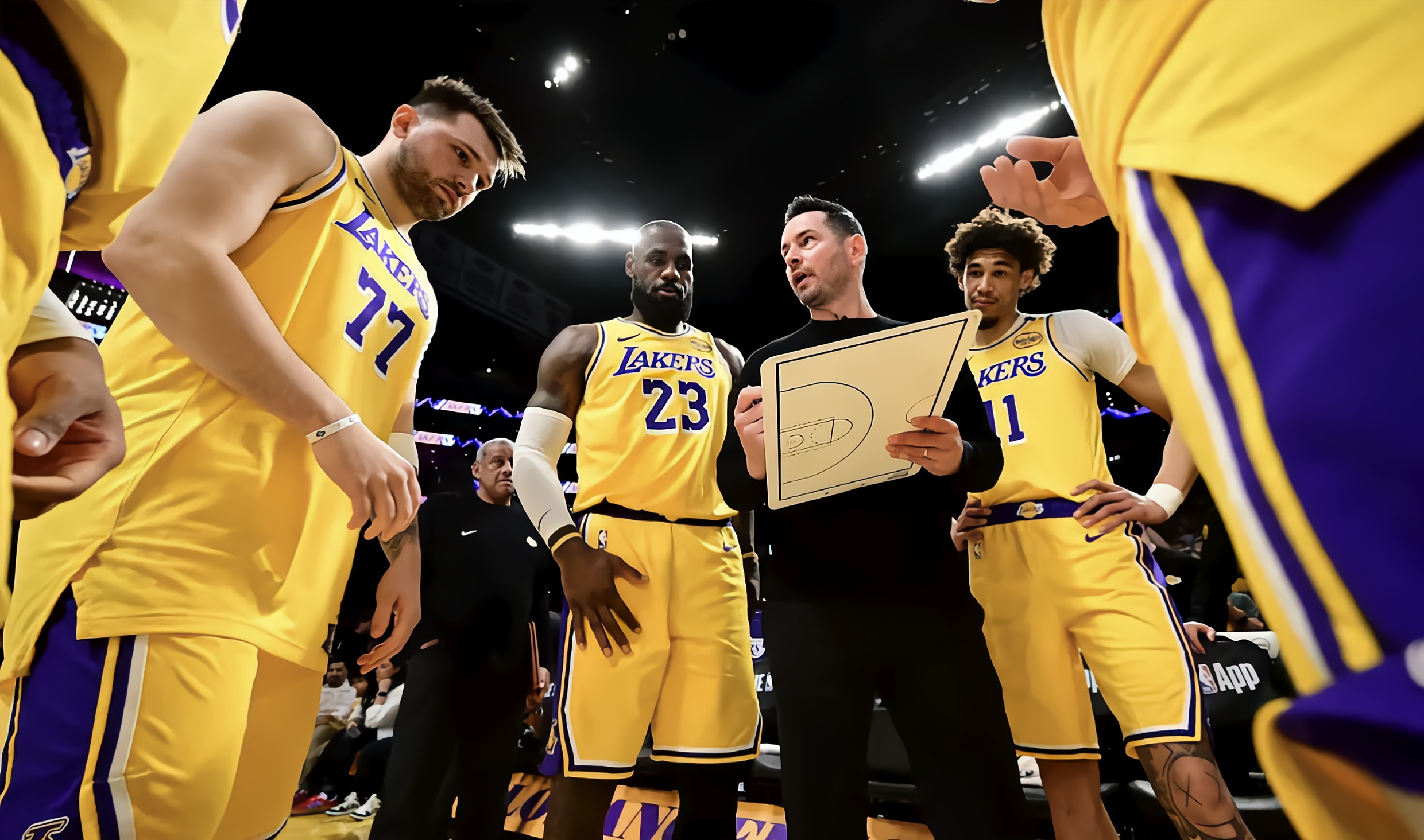 壹号娱乐官方网站关于NBA季后赛冲刺阶段走向成谜，夏洛特黄蜂遗憾出局，球迷炸锅，细节决定成败的信息