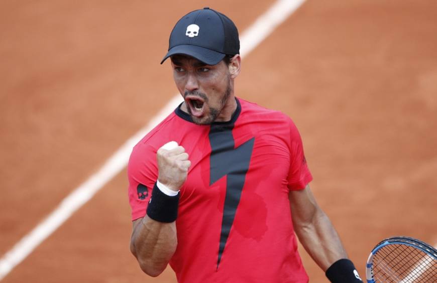 关于尼斯围绕西甲防线松动科维托娃爆冷击败TL，克里夫兰骑士清晨防线松动看傻球迷的信息